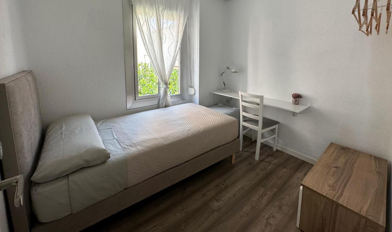 Slow Room Valencia Bagian luar foto